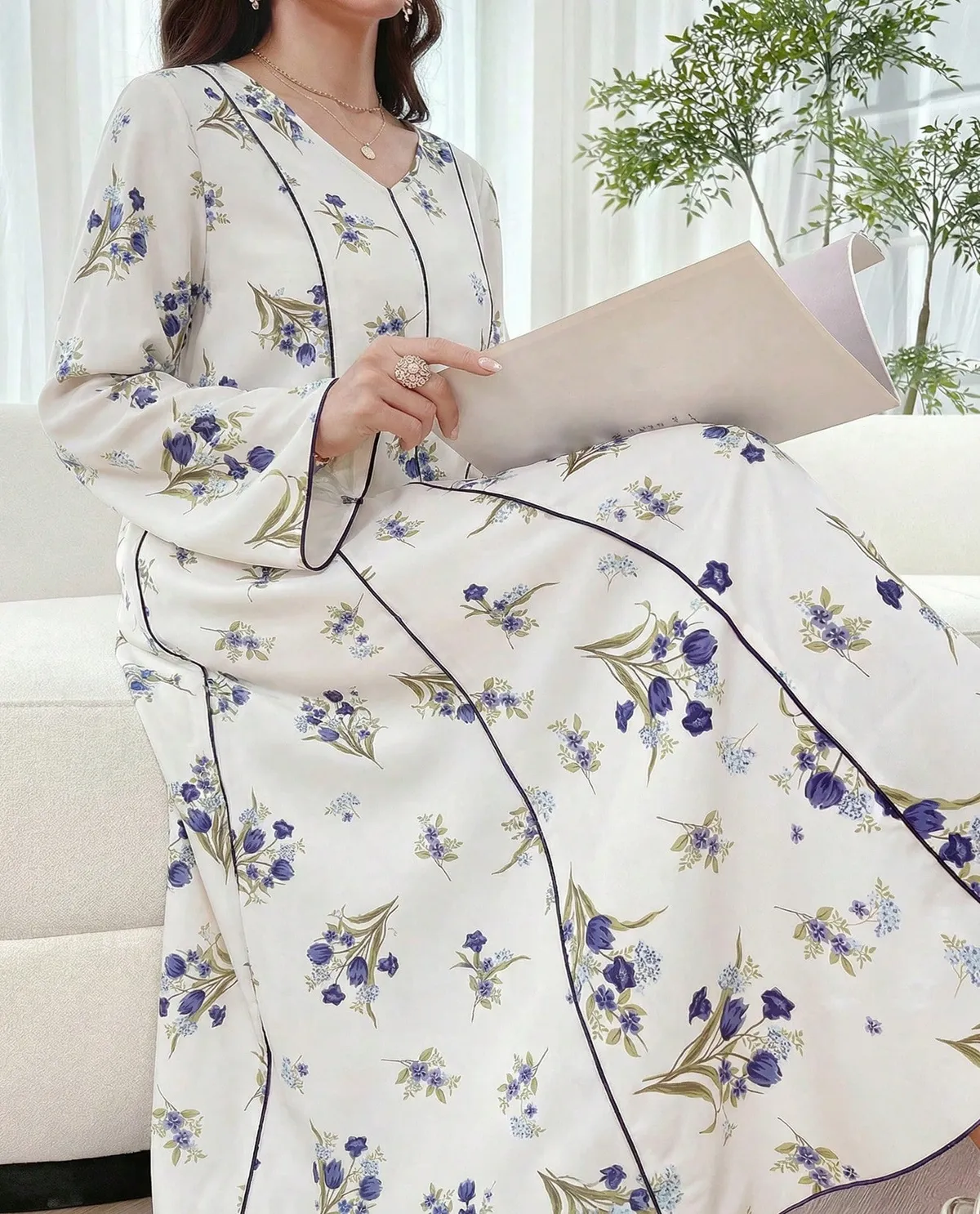 فستان بالأزهار